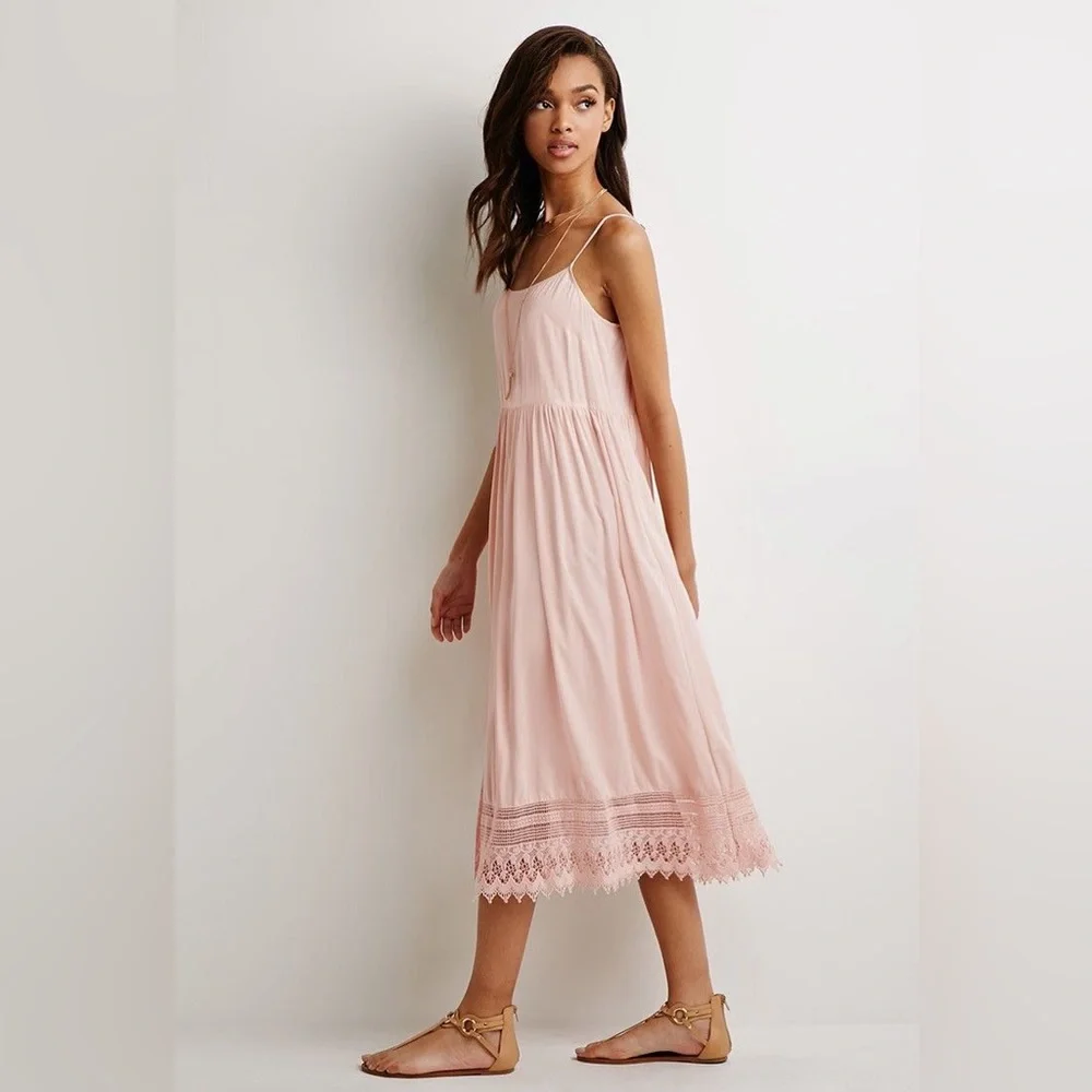Forever 21 Women’s Crochet-Trimmed Maxi Dress Color:Pink Size: Small